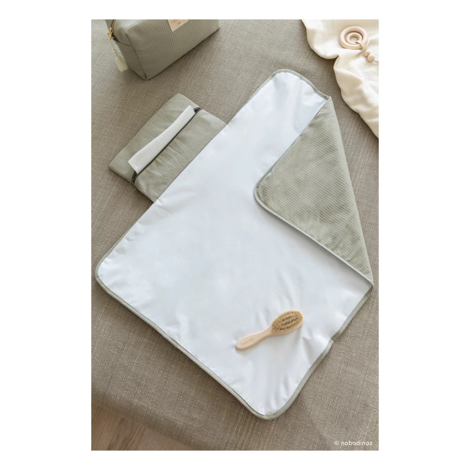 Hot Sale β Outlet π Mozart Organic Cotton Travel Changing Mattress Sage Nobodinoz Design Baby π₯° β - Image 5