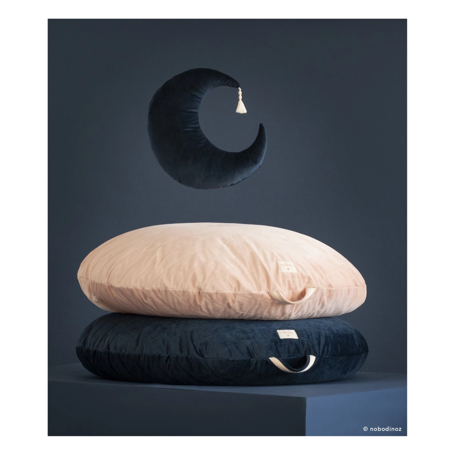 Best Pirce π€© Brand new π€© Pierrot Velvet Cushion Midnight blue Nobodinoz Design Baby, Children π π - Image 3